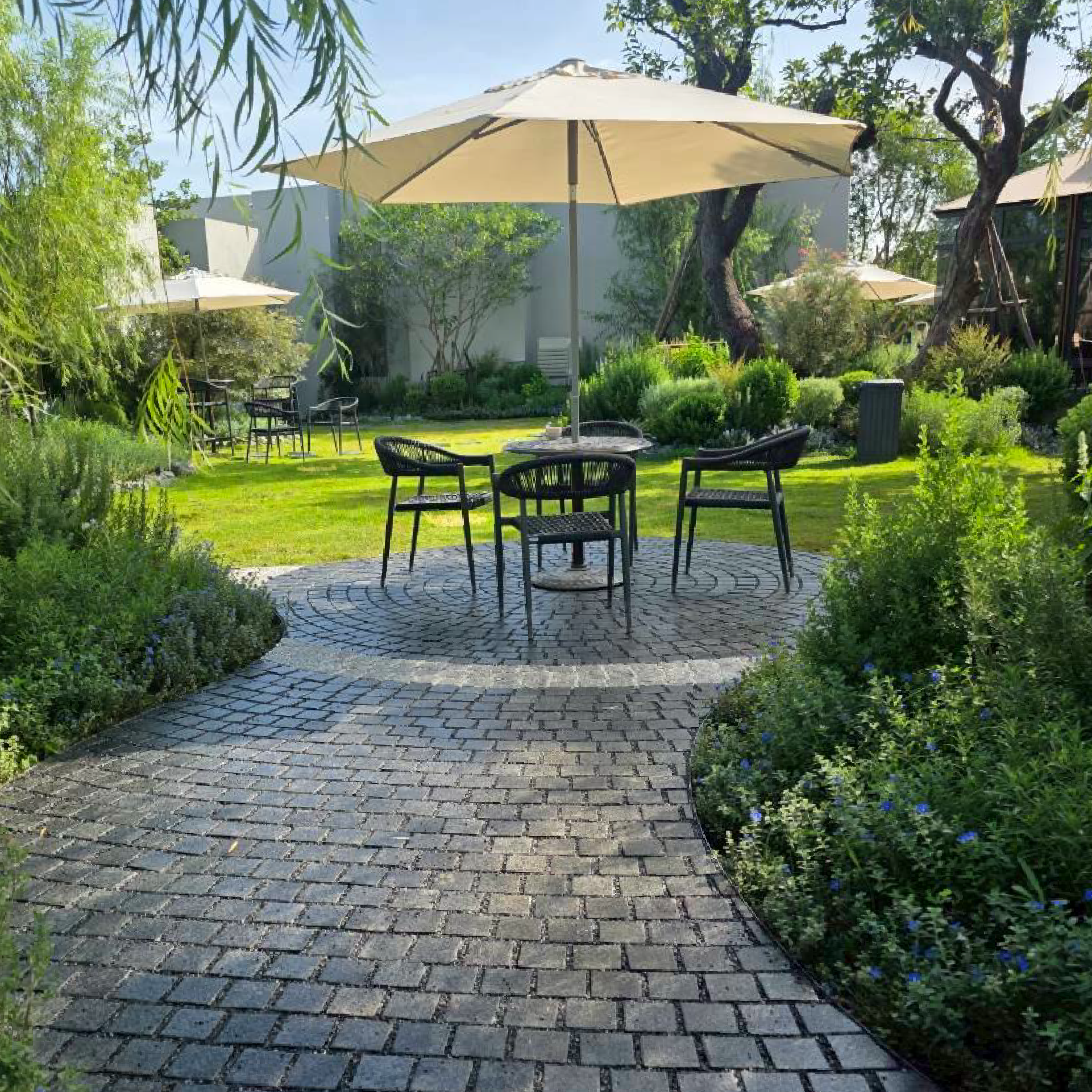พื้นหินธรรมชาติสำหรับ Patio — ลานพักผ่อน